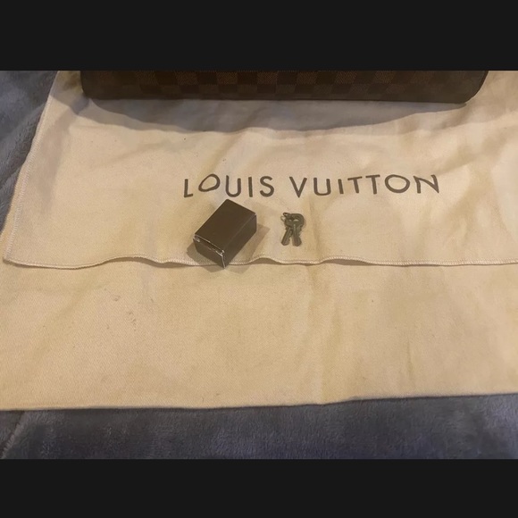 Authentic Louis Vuitton Speedy 35 Damier - Picture 7 of 9